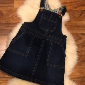 Mini Boden overall dress 💙